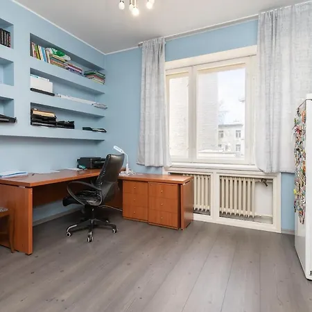 Elegant 5 Bedr With Sauna In The Centre, Near Viru And Old Town, With Private Parking Reval
