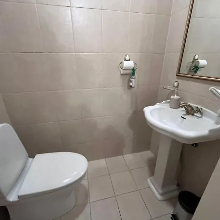 Elegant 5 Bedr With Sauna In The Centre, Near Viru And Old Town, With Private Parking Tallinn