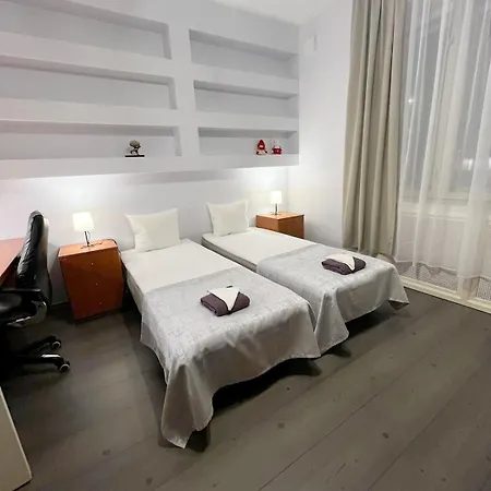Apartment Elegant 5 Bedr With Sauna In The Centre, Near Viru And Old Town, With Private Parking *