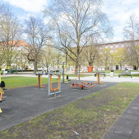 Elegant 5 Bedr With Sauna In The Centre, Near Viru And Old Town, With Private Parking Lejlighed