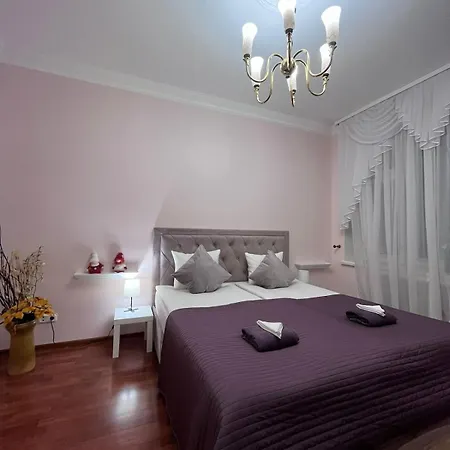 Apartment Elegant 5 Bedr With Sauna In The Centre, Near Viru And Old Town, With Private Parking Tallinn