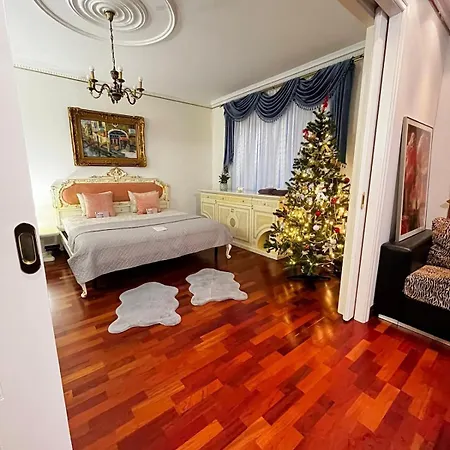 Elegant 5 Bedr With Sauna In The Centre, Near Viru And Old Town, With Private Parking Apartment