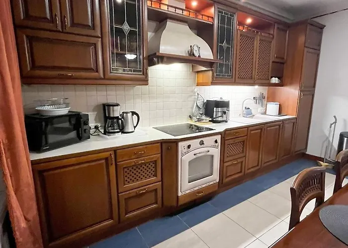 Appartement Elegant 5 Bedr With Sauna In The Centre, Near Viru And Old Town, With Private Parking Tallinn