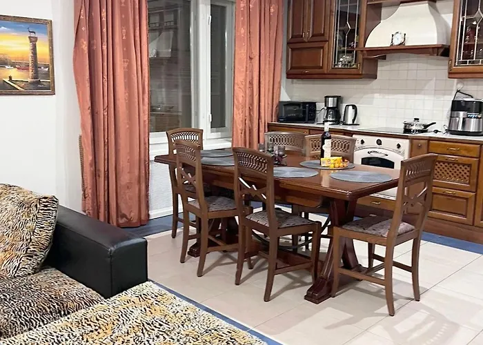 Appartement Elegant 5 Bedr With Sauna In The Centre, Near Viru And Old Town, With Private Parking