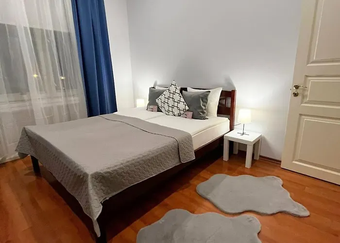 Elegant 5 Bedr With Sauna In The Centre, Near Viru And Old Town, With Private Parking Appartement *