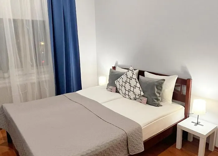 Appartement Elegant 5 Bedr With Sauna In The Centre, Near Viru And Old Town, With Private Parking *