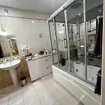 Elegant 5 Bedr With Sauna In The Centre, Near Viru And Old Town, With Private Parking Tallinn