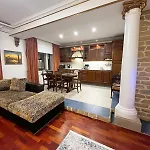 Korter Elegant 5 Bedr With Sauna In The Centre, Near Viru And Old Town, With Private Parking