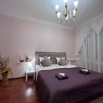 Korter Elegant 5 Bedr With Sauna In The Centre, Near Viru And Old Town, With Private Parking Tallinn